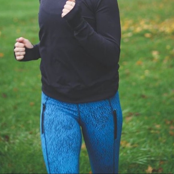 Lululemon Inspire Tight II
Power Luxtreme Spray Jacquard Shockin BlueBlack SZ 8 - Picture 13 of 15